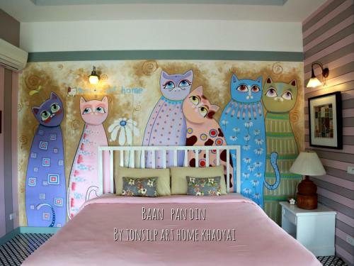 Hotel Tonsilp Art Home