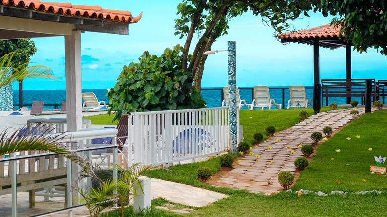 Hostal Deck Dos Tucuns