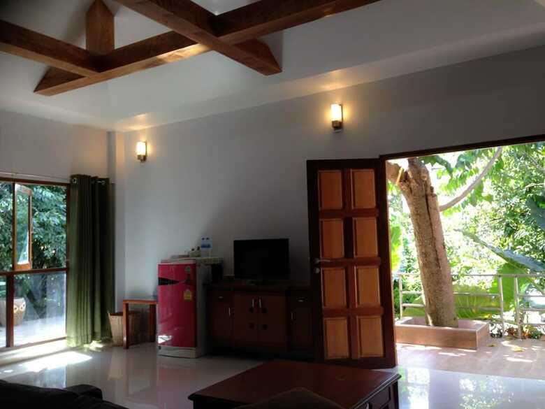 Hotel Damnoen Care Resort