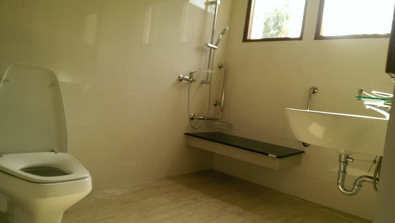 Hotel Damnoen Care Resort