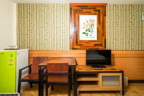 Hotel Prew Lom Chom Nam