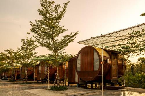 Hotel Prew Lom Chom Nam
