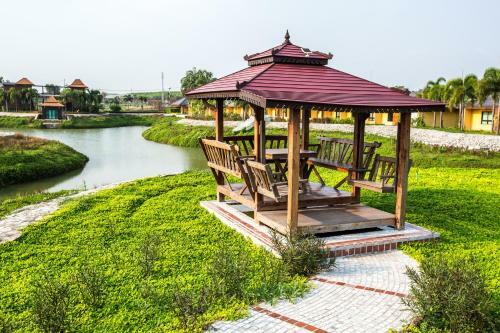 Hotel Prew Lom Chom Nam