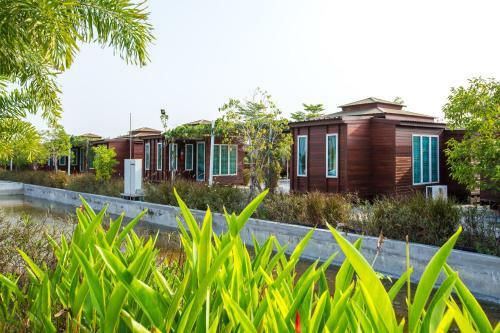 Hotel Prew Lom Chom Nam