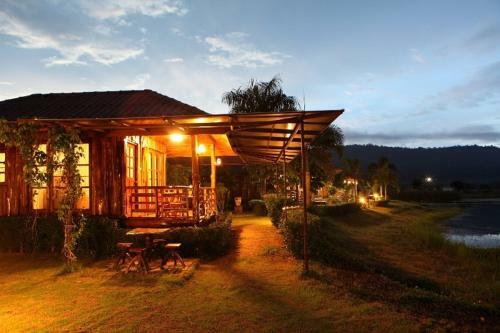 Busai Country View