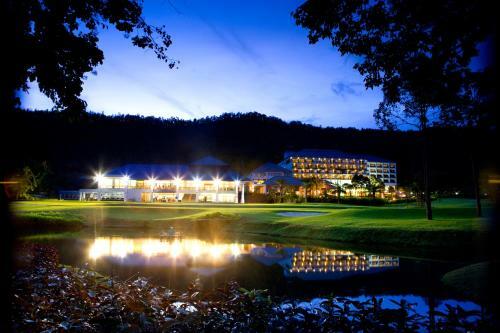 Hotel Alpine Golf Resort Chiang Mai