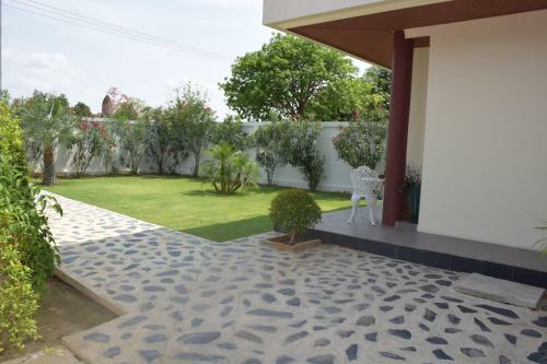 Sumali Villa
