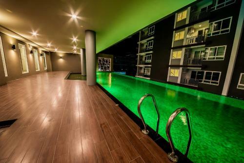Hotel The Violin Sriracha