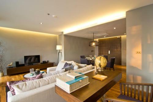 Hotel Away Phuket Le Coral