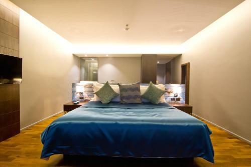 Hotel Away Phuket Le Coral