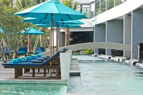 Hotel Away Phuket Le Coral