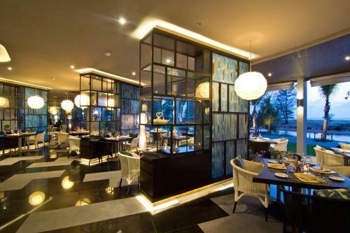 Hotel Away Phuket Le Coral