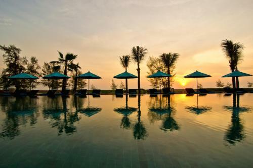 Hotel Away Phuket Le Coral