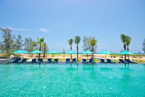 Hotel Away Phuket Le Coral