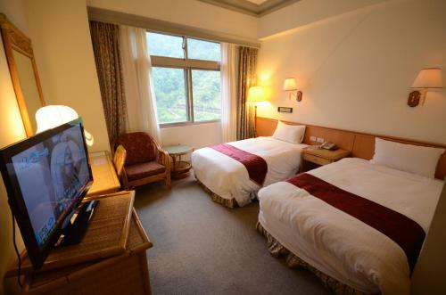 Dongpo Ti Lun Hotel