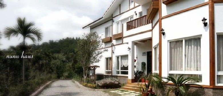 Bed & Breakfast Nunu Haus Guest House