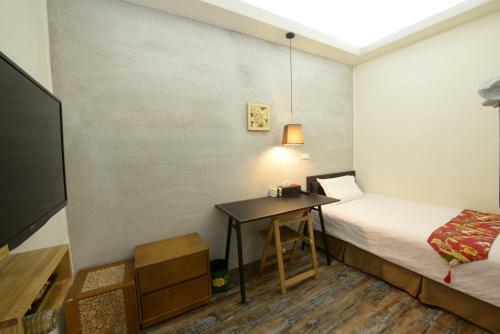 Home & Teak Residence
