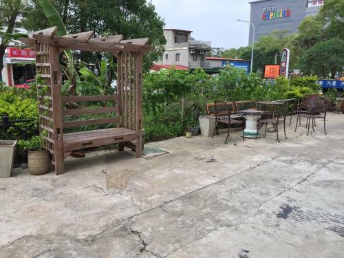 Home & Teak Residence