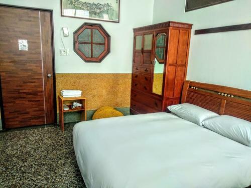 Tungning Hostel - Dafu St