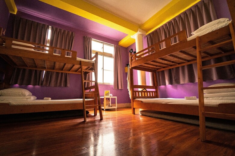 Albergue Housenandoor