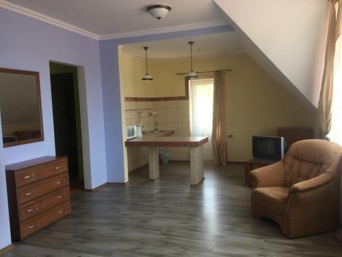 Hostal Hotel Uzlissya