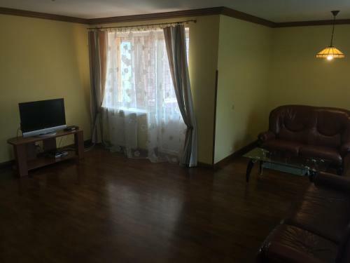 Hostal Hotel Uzlissya
