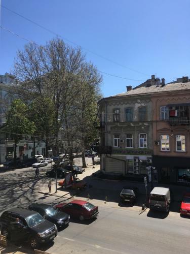 Apartamento Tikhiy Center