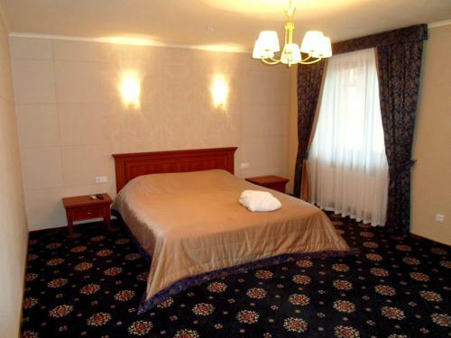 H & K Imperial Plus Hotel