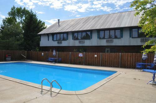 Hotel Drummond Island Resort & Conference Center