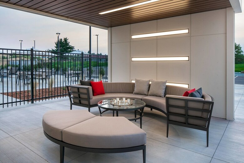 Hotel Courtyard By Marriott Pullman