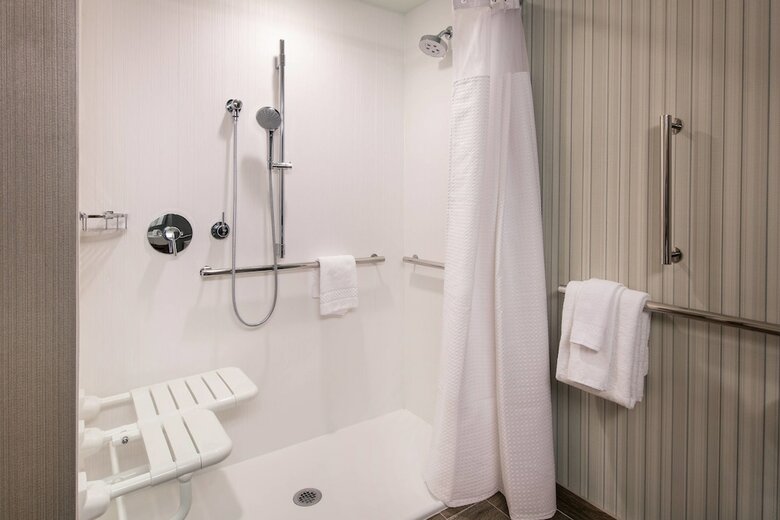 Hotel Courtyard By Marriott Pullman