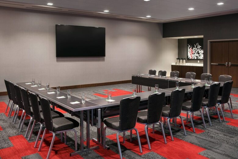 Hotel Courtyard By Marriott Pullman