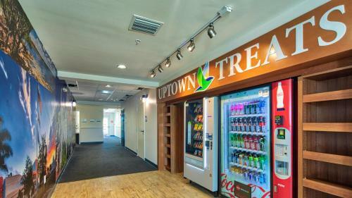 Hotel Uptown Suites Extended Stay Tampa Fl- Riverview