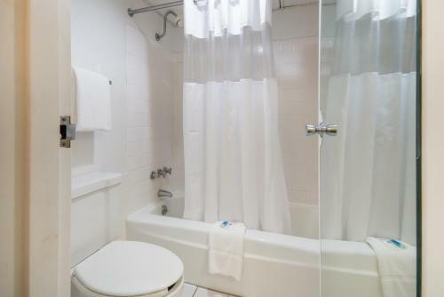 Hotel Rodeway Inn And Suites