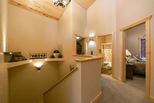 Gold Run Lodge