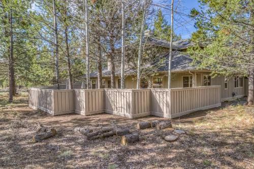 9 Hoodoo-ac-hot Tub-5br/3ba