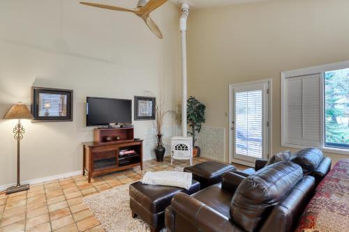 26 Siskin Executive Home