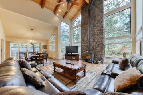 26 Siskin Executive Home