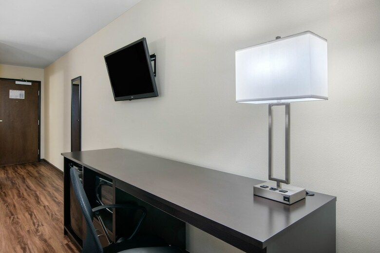 Hotel Econo Lodge Inn & Suites