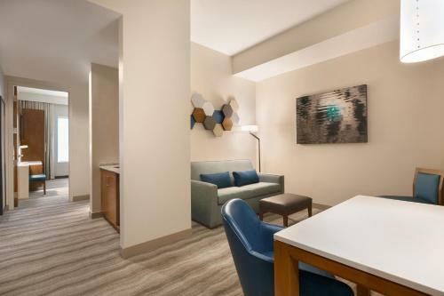 Hotel Embassy Suites By Hilton Sarasota