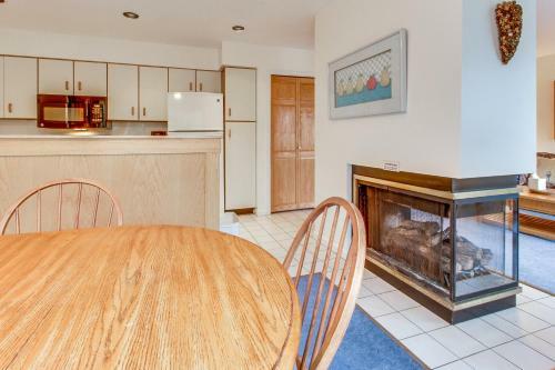 Mountainside Resort: K105