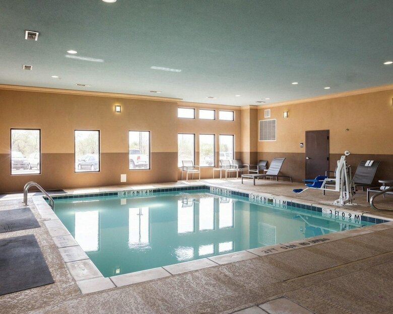 Hotel Comfort Suites Greenville