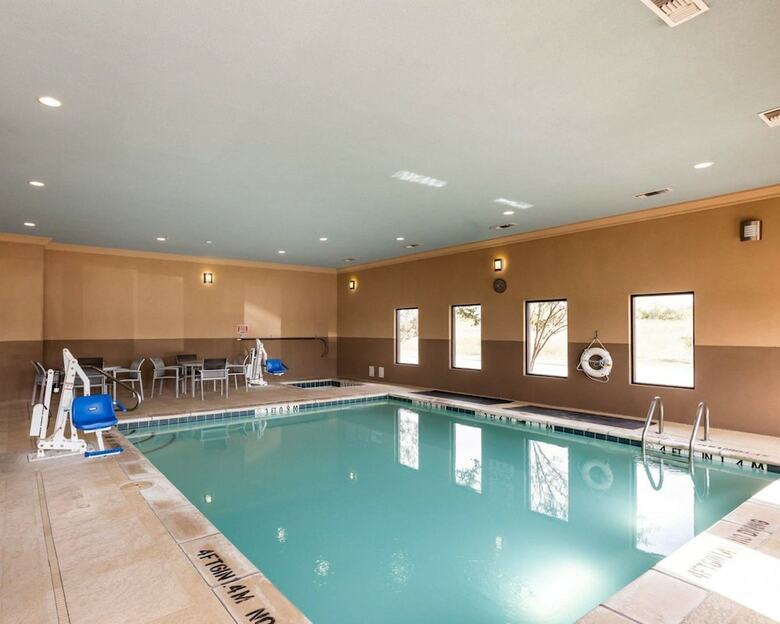 Hotel Comfort Suites Greenville