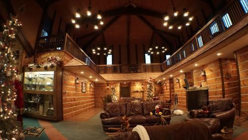 Hotel Riverbank Lodge