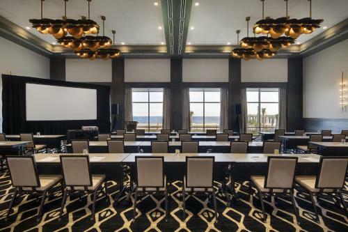 Hotel Embassy Suites St Augustine Beach Oceanfront Resort