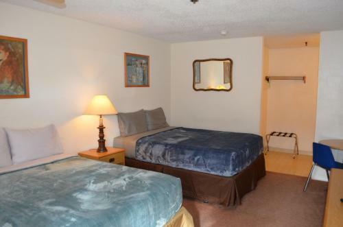 Deep Creek Motel