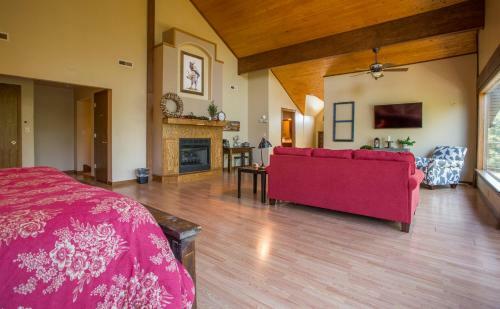 Ozarks Outdoor Legacy Home