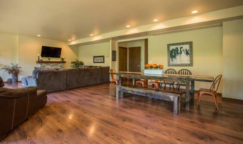 Ozarks Outdoor Legacy Home