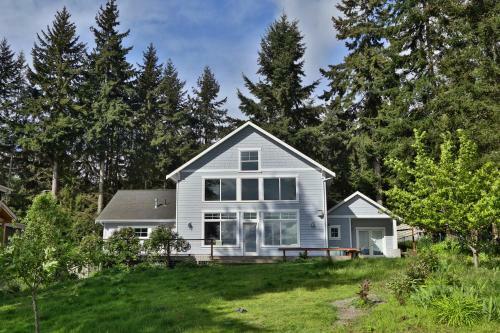 254 - Langley By The Sea - Panoramic Vista