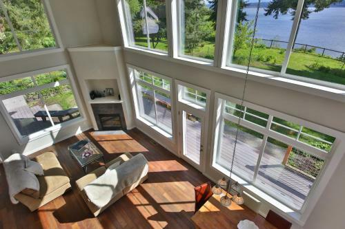 254 - Langley By The Sea - Panoramic Vista